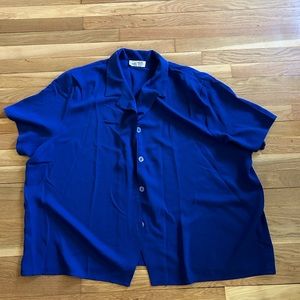 Used Women’s blue Snug Harbor button up short sleeve shirt Size 5X